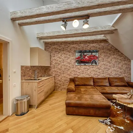 Apartment Ultimate Group Getaway - Three Of Everything! *